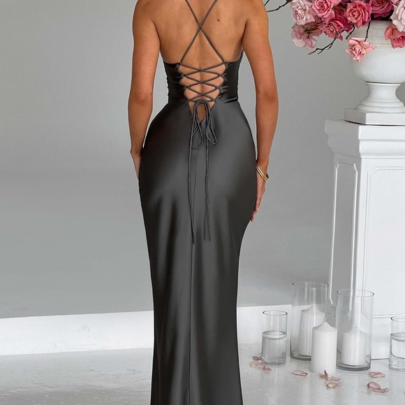 NWT Babyboo Lillia Maxi Dress - Charcoal - Picture 2 of 8